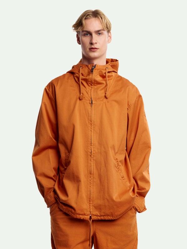 Vetoketjuanorakki, auringonlasku