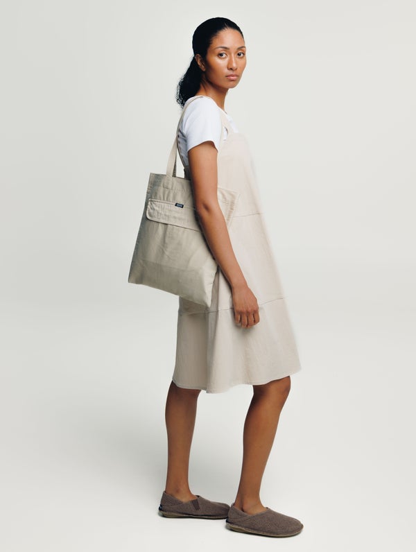 Kanerva Dress, sandy beach