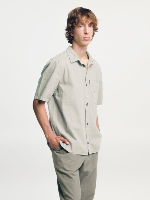 Kuisma Shirt, sandy beach